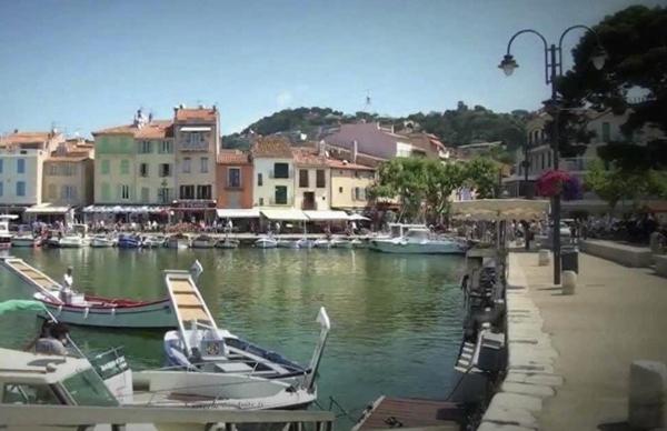 Au cœur du village, Villa rénovée Piscine & jardin