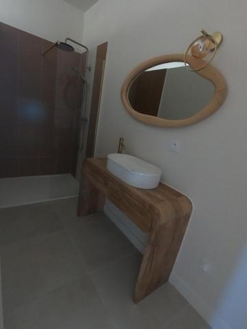 Au cœur du village, Villa rénovée Piscine & jardin