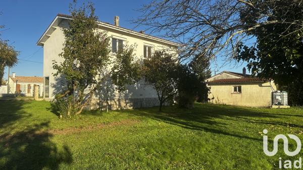 Maison à vendre 6 pièces 100 m² Saint-Germain-de-Lusignan