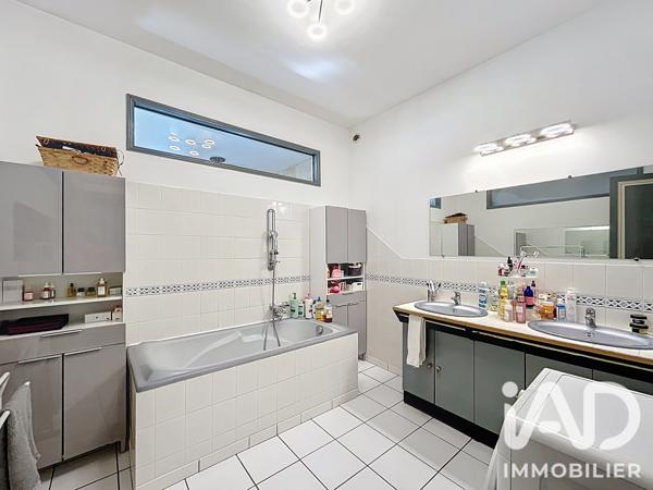 Appartement à vendre 4 pièces 118,55 m² Bordeaux