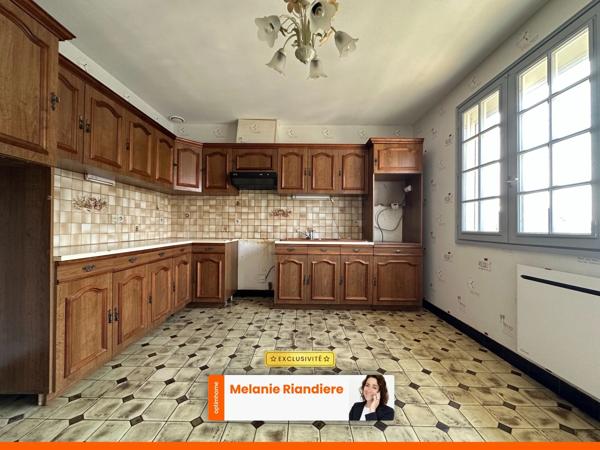 Maison familiale de 139 m², 4 chambres, bureau et 82 m2 de garage