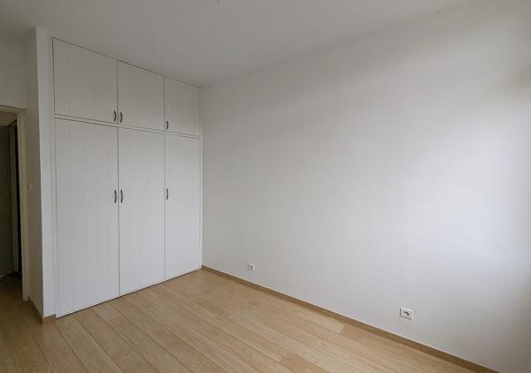 T4 AVEC TERRASSE ET PARKING - 60696