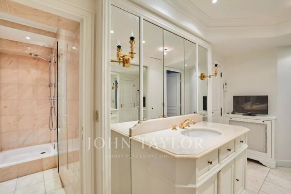 Duplex d’exception boulevard Saint-Germain