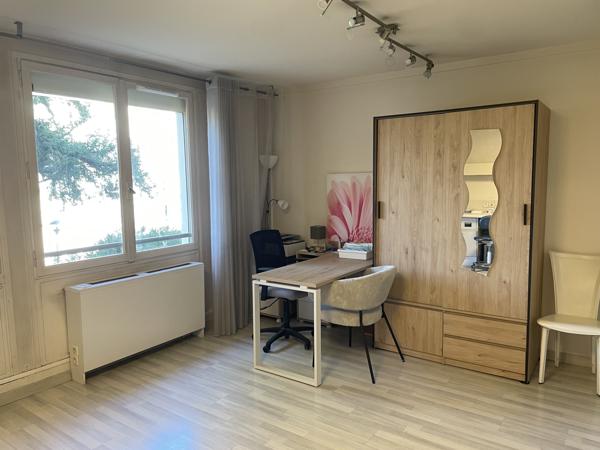 Appartement 4 pièces - 95 m² Exclusivité efficity