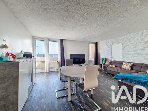 Appartement à vendre 4 pièces 76 m² Élancourt