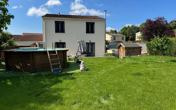 Maison à vendre    5 pièces • 126 m2 Génissieux