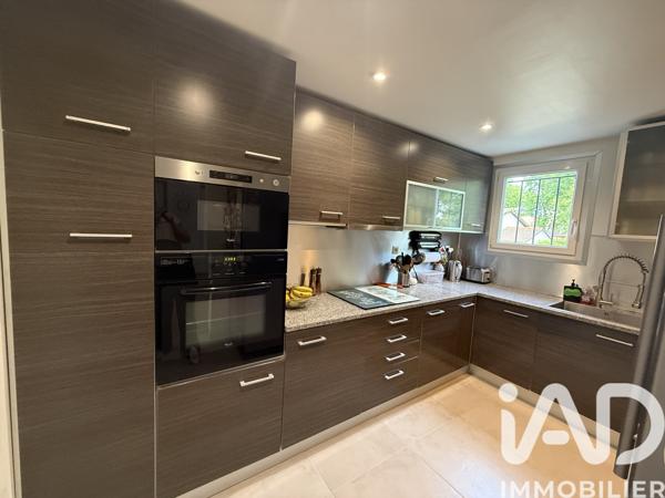 Maison à vendre 5 pièces 95 m² Vert-Saint-Denis