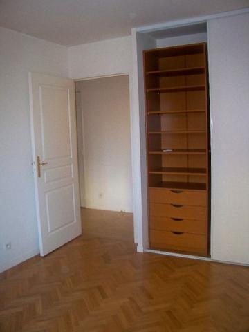 3 pièces MEUBLE de 65,23 m² avec balcon et 2 parkings -Champigny