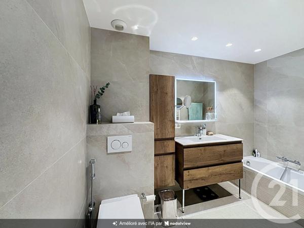Appartement F5 à vendre  5 pièces - 102,87 m 2   MANDELIEU LA NAPOULE  - 06