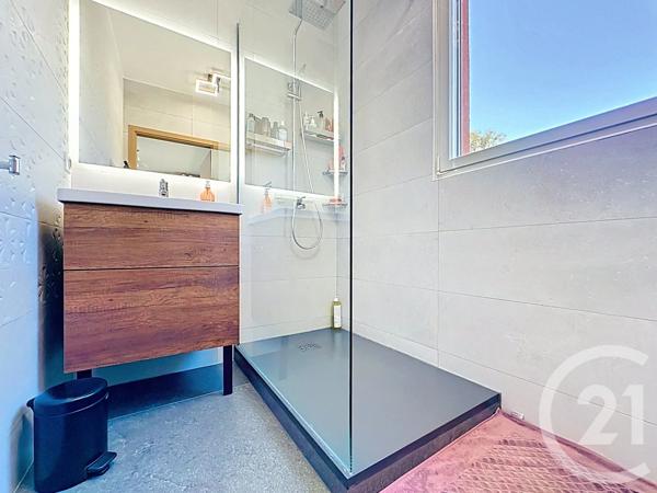 Appartement F5 à vendre  5 pièces - 102,87 m 2   MANDELIEU LA NAPOULE  - 06