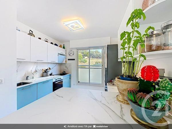 Appartement F5 à vendre  5 pièces - 102,87 m 2   MANDELIEU LA NAPOULE  - 06