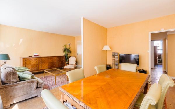 Appartement à vendre    4 pièces • 76,50 m2 Lyon 6