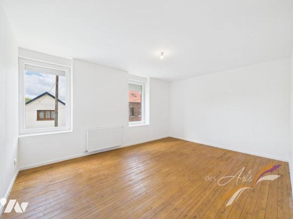 Feignies - Entierement rénovée