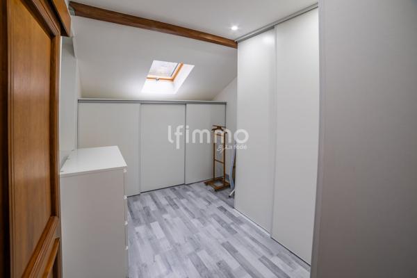 Propriété familiale, sur un secteur côté, Près de Saint-Avold.