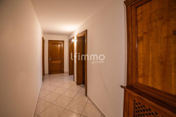 Propriété familiale, sur un secteur côté, Près de Saint-Avold.