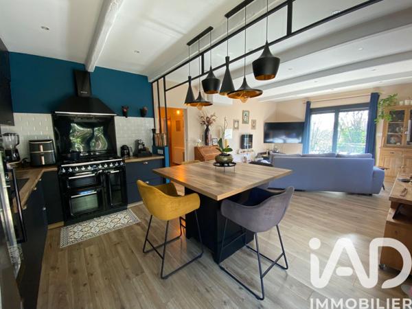 Maison à vendre 6 pièces 183 m² Nîmes