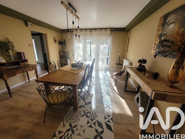 Maison à vendre 6 pièces 183 m² Nîmes