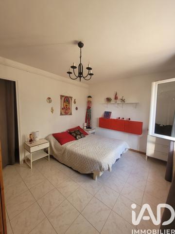 Maison à vendre 6 pièces 183 m² Nîmes