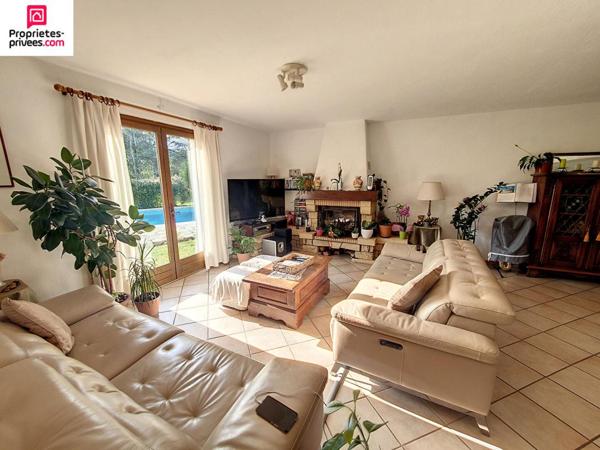 Villa 6 PIECES 170 m2 PISCINE GARAGE TERRAIN 1800 M2