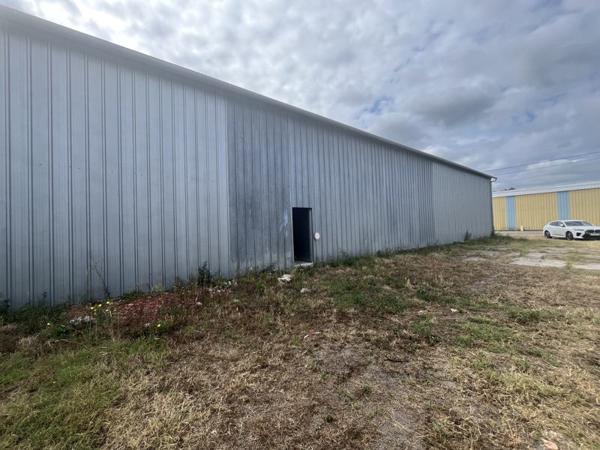 Immeuble 171 300 € Lesperon 300 m² DPE