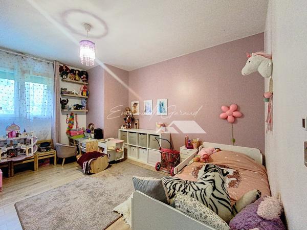 Millau (12100) Maison contemporaine cherche nouvelle vie de famille !