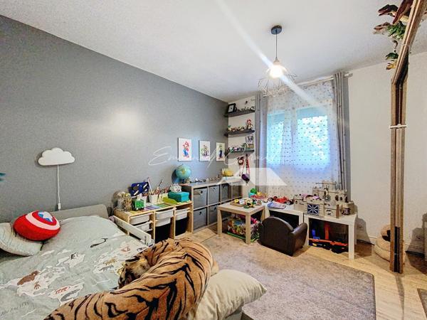 Millau (12100) Maison contemporaine cherche nouvelle vie de famille !