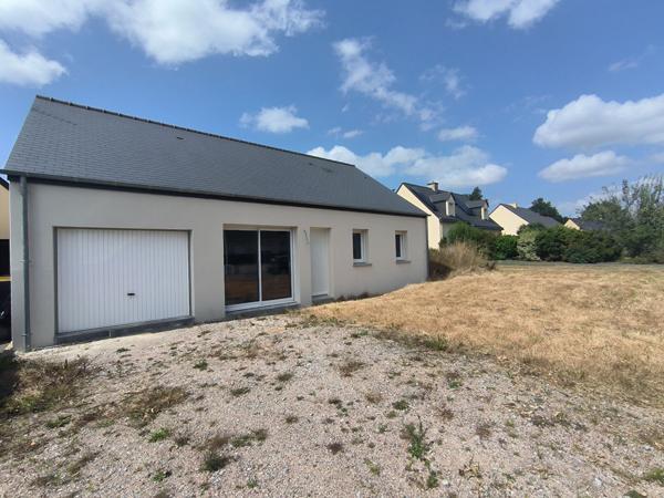 À vendre à Merdrignac, maison neuve , de plain-pied et conforme aux normes PMR.