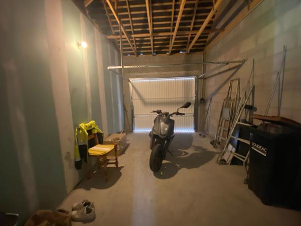 À vendre à Merdrignac, maison neuve , de plain-pied et conforme aux normes PMR.