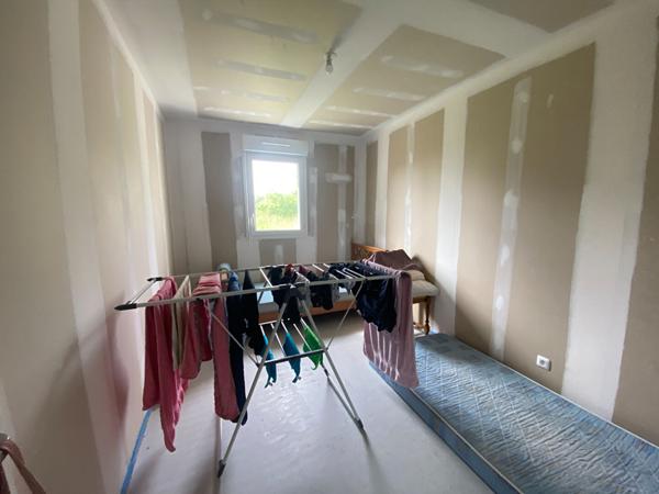 À vendre à Merdrignac, maison neuve , de plain-pied et conforme aux normes PMR.