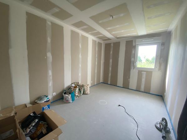 À vendre à Merdrignac, maison neuve , de plain-pied et conforme aux normes PMR.