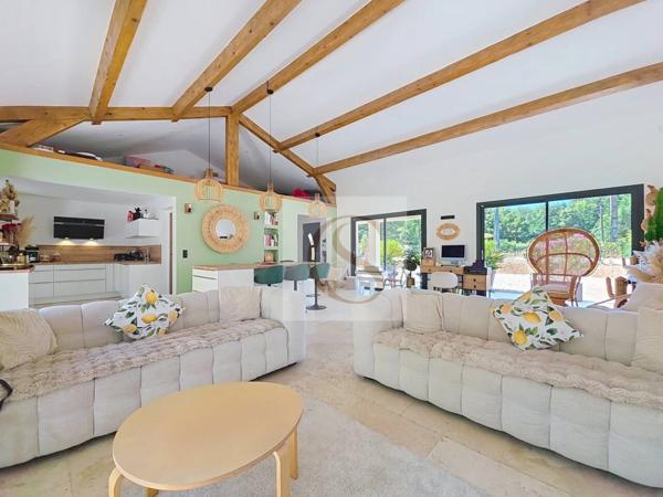 Maison à vendre 6 pièces de 174 m²