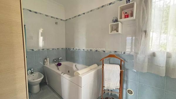 Vente Maison 5 pièces 154 m2 à La Trinité