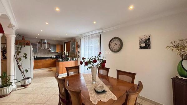 Vente Maison 5 pièces 154 m2 à La Trinité