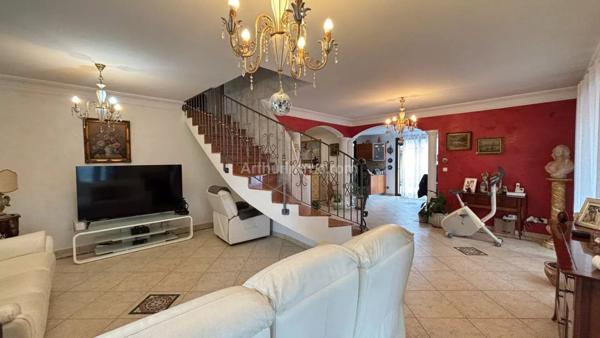Vente Maison 5 pièces 154 m2 à La Trinité