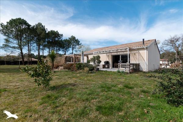 Maison à vendre |  Hourtin |  4 pièces | 83 m²