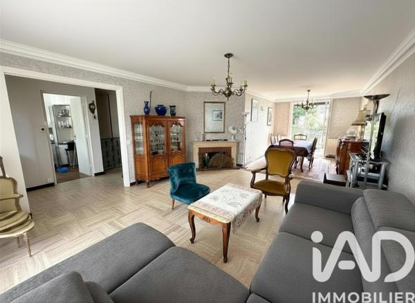 Maison à vendre 6 pièces 132 m² Sainte-Geneviève-des-Bois
