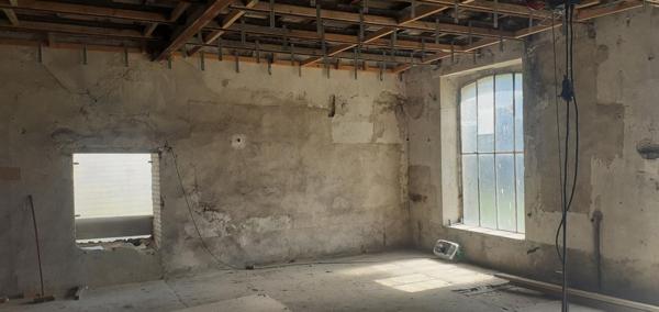 Loft Bauge En Anjou 2 pièce(s) 200 m2