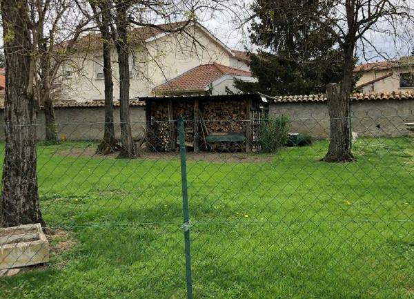 Terrain à vendre    Millery