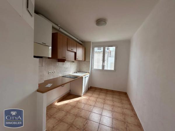 Appartement à louer 3 pièces 66.67m² Tours (37000)