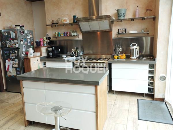 VENTE d'une maison BRIARDE (170 m²) à 5 minutes de la gare de Longueville
