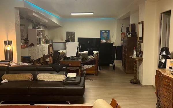 Appartement à vendre    2 pièces •  Paris 19