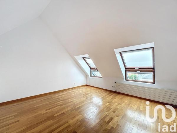 Duplex 7 pièces de 194 m² à AUNEAU (28700)