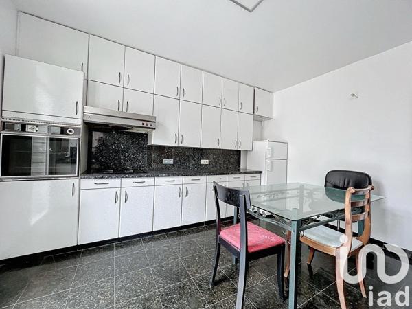 Duplex 7 pièces de 194 m² à AUNEAU (28700)