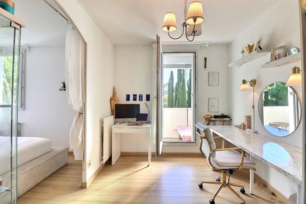 APPARTEMENT TYPE3-4 / TERRASSES / BOX