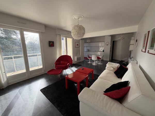 CANCLAUX, grand T2 au calme avec terrasse…