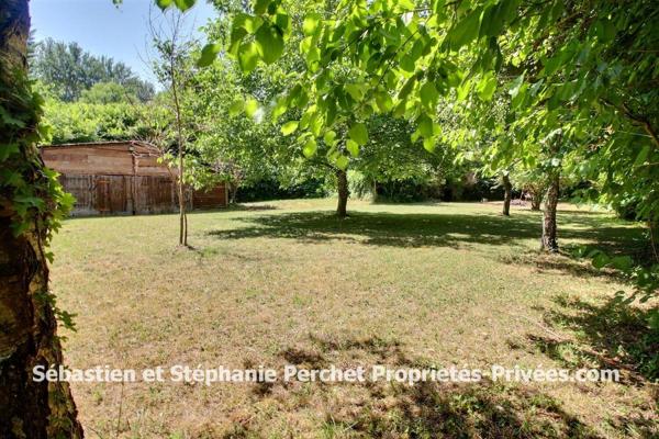 Maison 4 chambres double garage et grange sur un terrain de 2254 m2