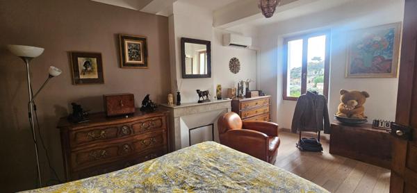 BASTIDE DE CARACTERE -OLLIOULES