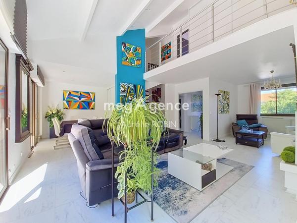 Maison à CHOLET, 49300 - 6 pièces 162m²