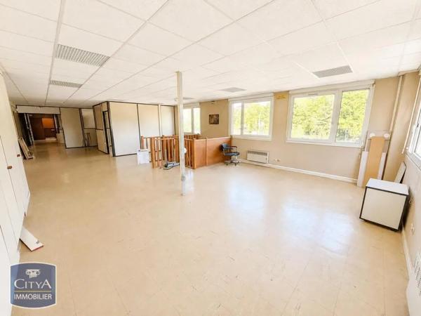 Local professionnel à louer Évry-Courcouronnes (91000)
