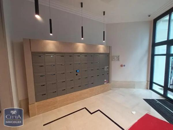 Appartement à louer 2 pièces 44.67m² Suresnes (92150)